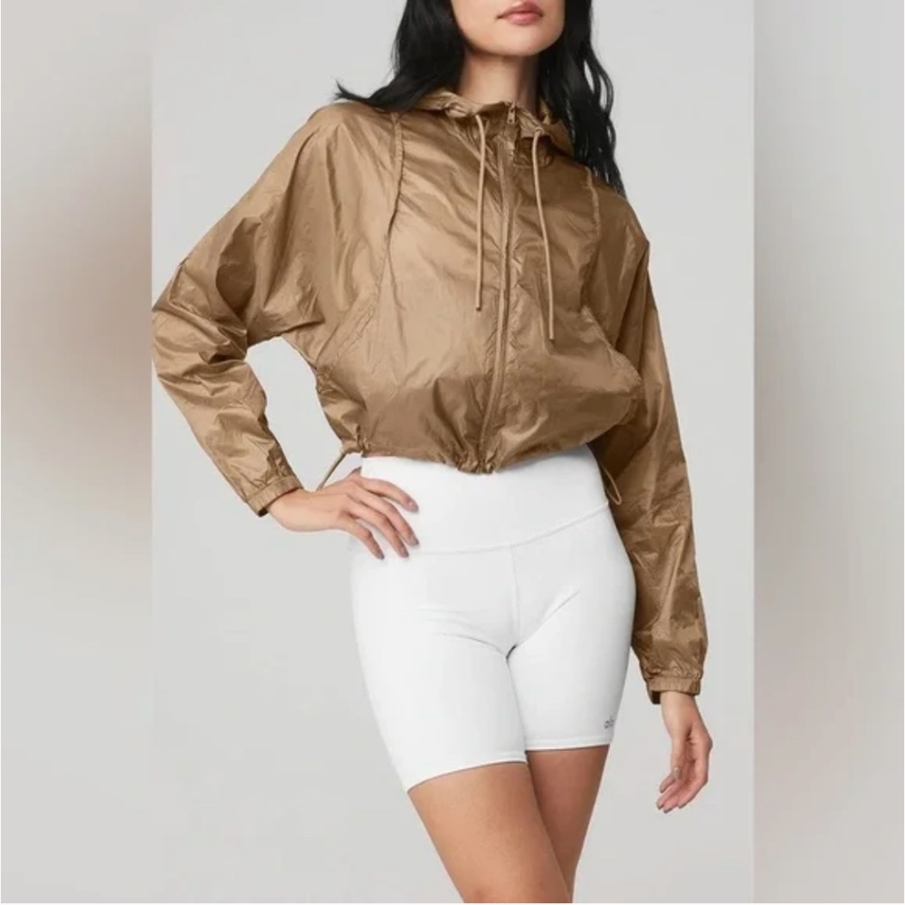 ALO Yoga Sprinter Jacket in Tan (S)